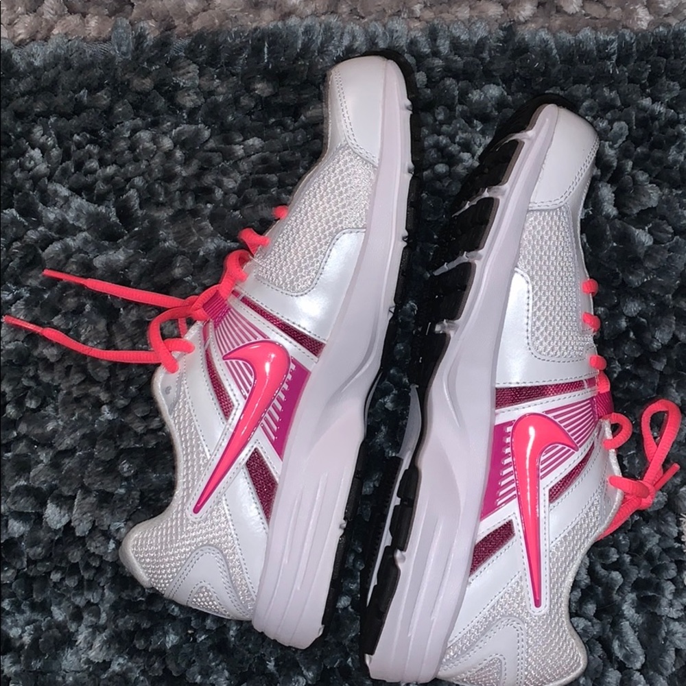 NIKE dart 10